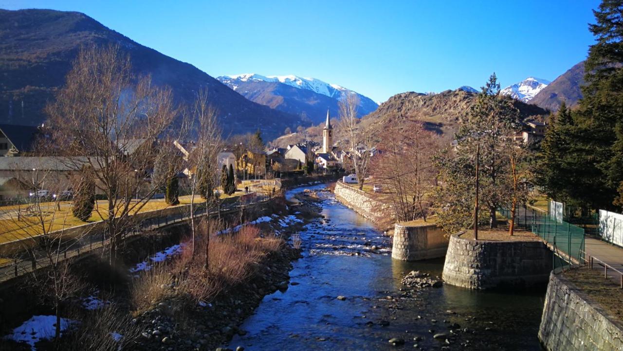 Apartament Ca La Nena Esterri D'Aneu Luaran gambar