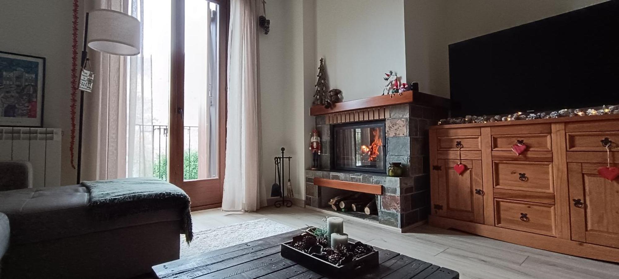 Apartament Ca La Nena Esterri D'Aneu Luaran gambar